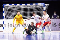 ME w futsalu. Reprezentacja Polski turniej zaczęła od porażki
