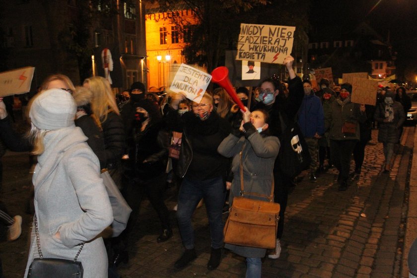 Protesty przeciw orzeczeniu Trybunału Konstytucyjnego