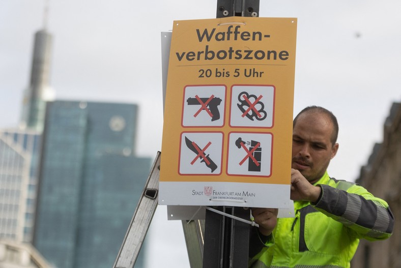 Narkotykowe problemy dzielnicy Bahnhofsviertel we Frankfurcie