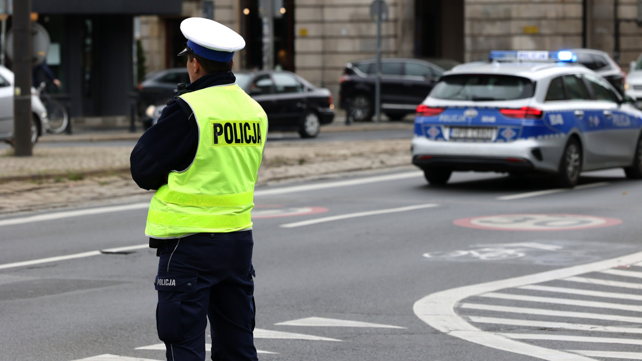 Policja ostrzega, że w święta będzie odbierać auta pijanym kierowcom. 