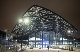 Łódź ma nową wizytówkę. Rusza jeden z największych dworców w Europie [ZDJĘCIA]