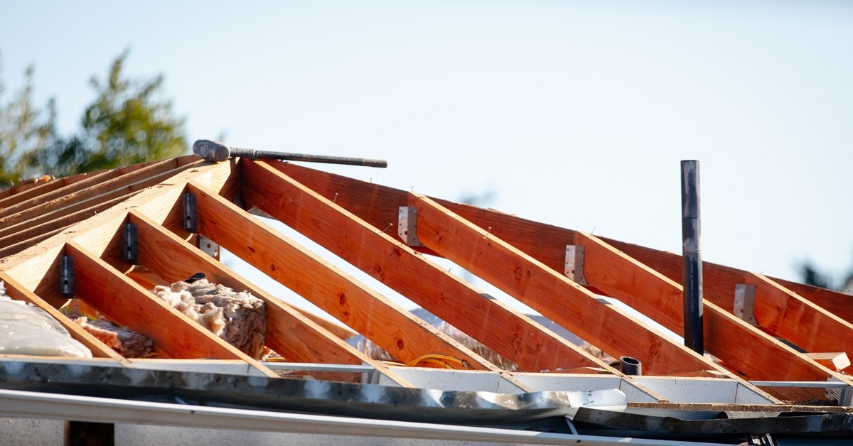 Podatek od nieruchomości. Czy trzeba płacić, gdy są dziury w dachu? Jest wyrok NSA