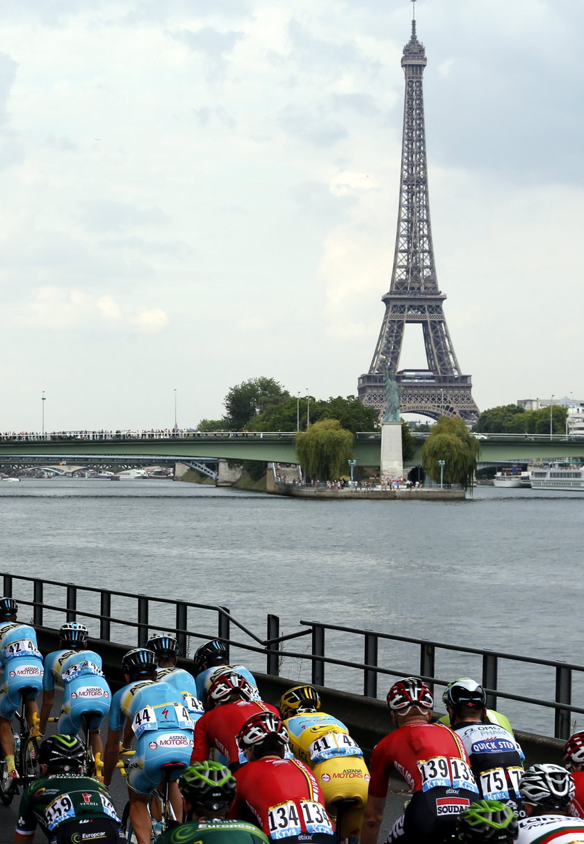 Strzelanina w Paryżu przed finałem Tour de France