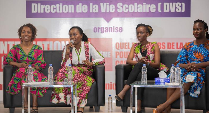 Des managers chez Nestlé en conférence sur le thème Quel parcours de la jeune fille en milieu scolaire pour une insertion professionnelle réussie ? Cas des femmes de Nestlé Cote d'Ivoire