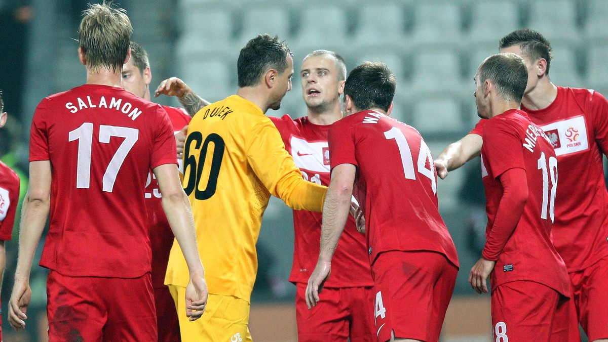 Reprezentacja Polski pokonała Liechtenstein 2:0 (0:0) w towarzyskim meczu międzypaństwowym rozegranym na stadionie Cracovii w Krakowie. Z reprezentacją Polski pożegnał się Jerzy Dudek, który rozegrał 35. minut, zanim został zmieniony przez Artura Boruca przy wielkim aplauzie kibiców. - Wzruszenie było ogromne - przyznał Dudek w pomeczowej rozmowie na antenie TVP Sport.