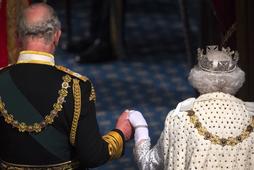 Elżbieta II i książę Karol w Izbie Lordów w Pałacu Westminsterskim, 14 października 2019 r.