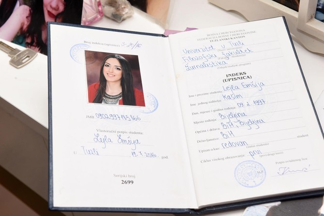 Lejla je bila student žurnalistike i želela je da se bavi istraživačkim novinarstvom