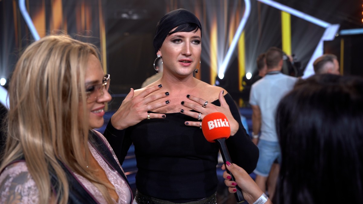 „Boldogság, ahogy ehhez a dalhoz nyúlt!” – Tóth Gabi a Blikk kamerái előtt mondta el, mit gondol Péter Srámek produkciójáról