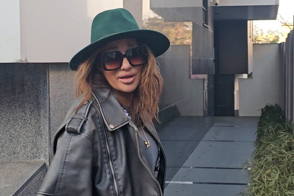 ANA NIKOLIĆ ULOŽILA 50.000 EVRA U RENOVIRANJE STANA Evo kako ga je opremila: Detalji u sobi ćerke Tare sve oduševili,  nakon dva meseca života u hotelu, vraća se kući