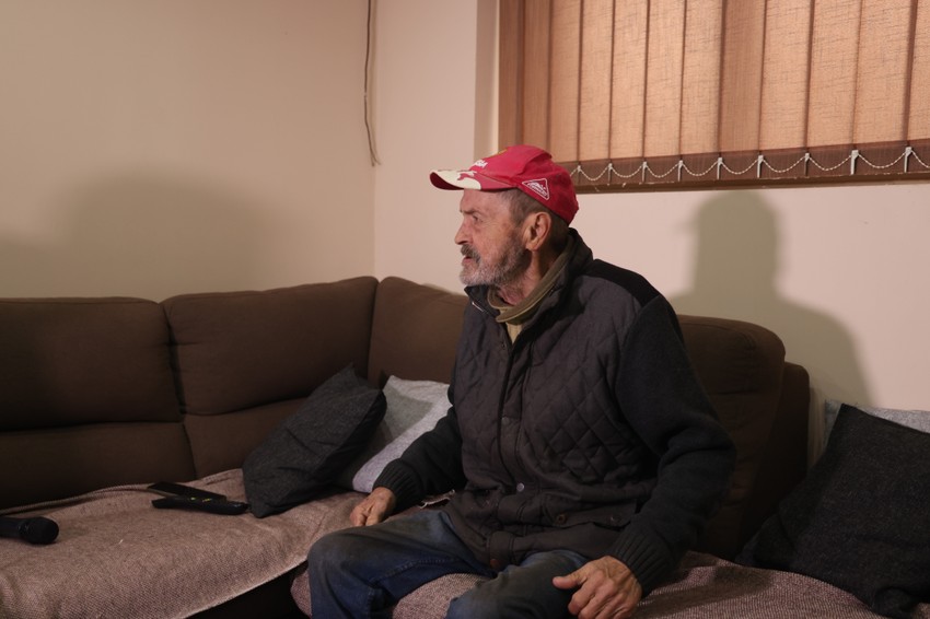 Ovo je Gastozova kuća na selu koja nema fasadu: U ovim uslovima mu je živeo otac