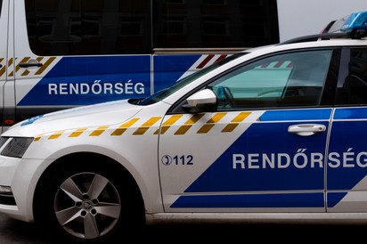 Rendőrök mentették meg egy sofőr életét