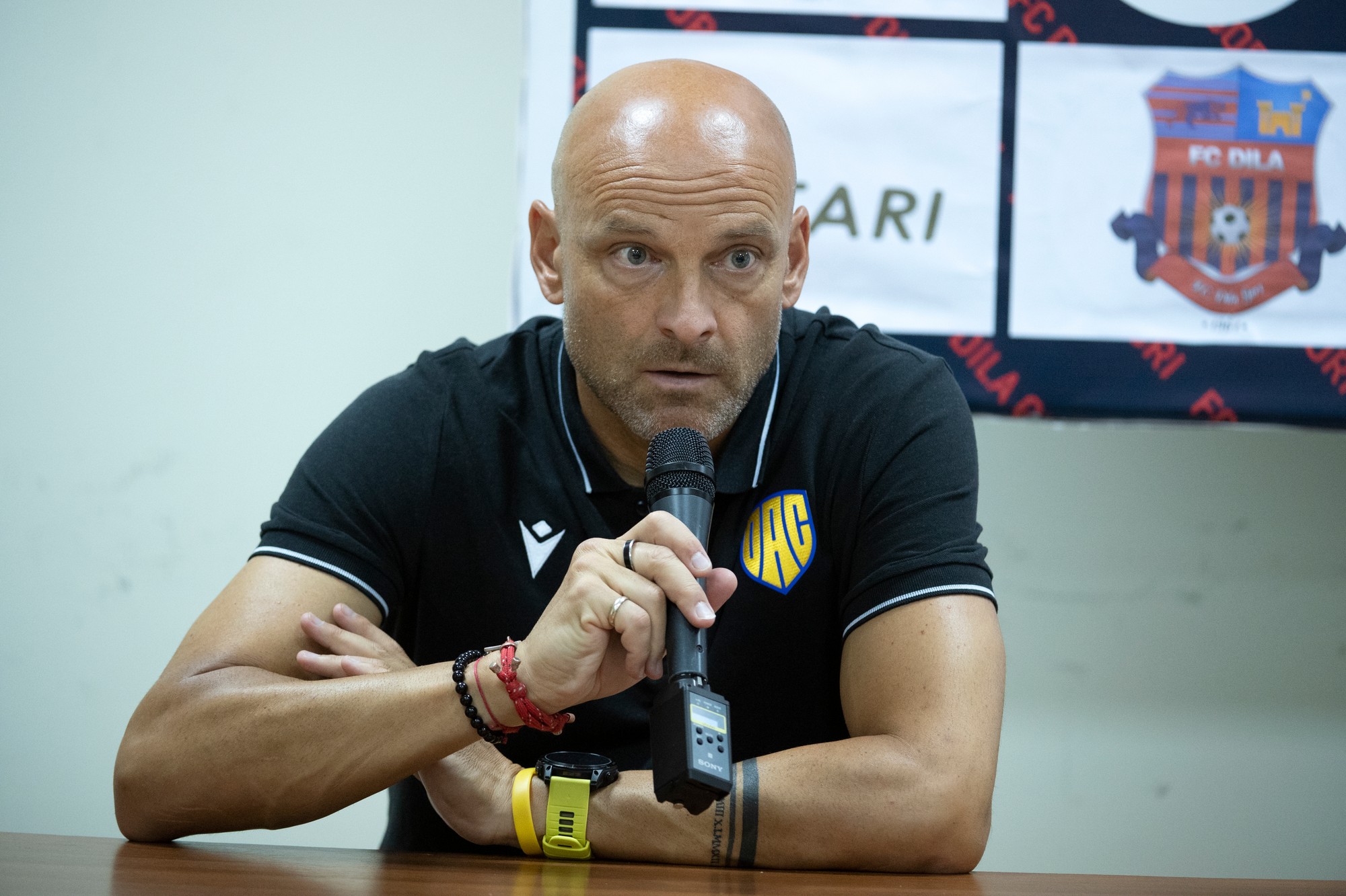 Slovenský futbalový tréner Adrian Guľa.
