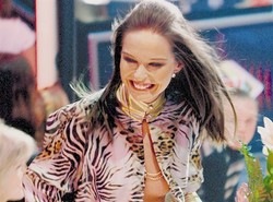 Kasia Sowińska pokazała pierś