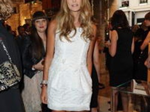 Elle Macpherson
