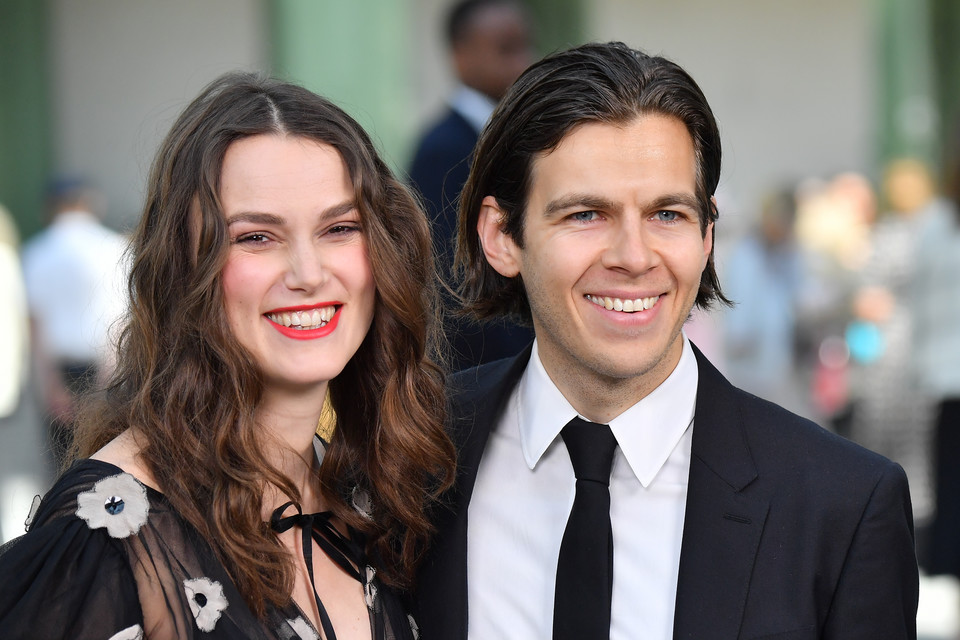 Keira Knightley i James Righton