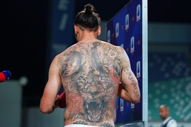 Sin je KATOLKINJE I MUSLIMANA sa Balkana, život mu je obeležio NEPREŽALJENI GUBITAK, pa na Boga gleda iz ugla koji su mnogi DOČEKALI NA NOŽ: "Gde je bio TAD da pomogne?"