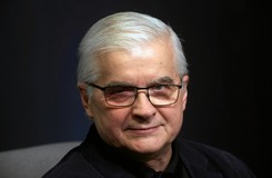 'To na pewno nie była pomyłka'. Cimoszewicz o śmigłowcach nad Białowieżą