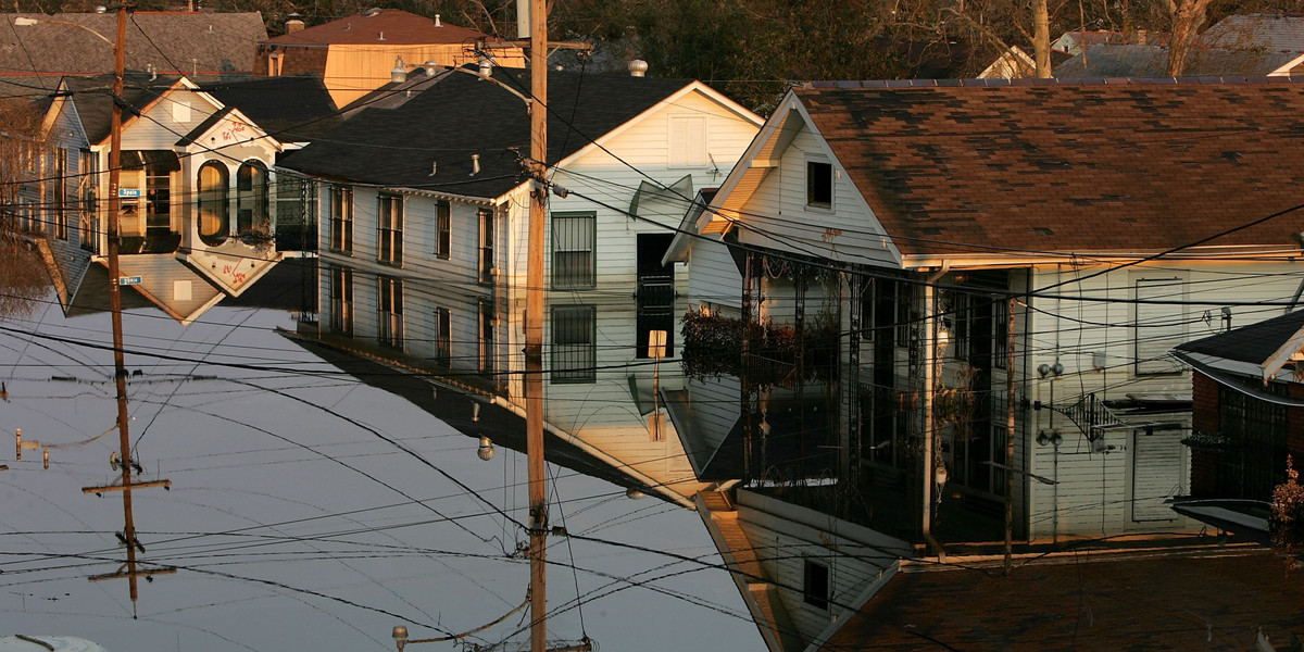 Krajobraz po przejściu huraganu Katrina. Nowy Orlean, wrzesień 2005 r.