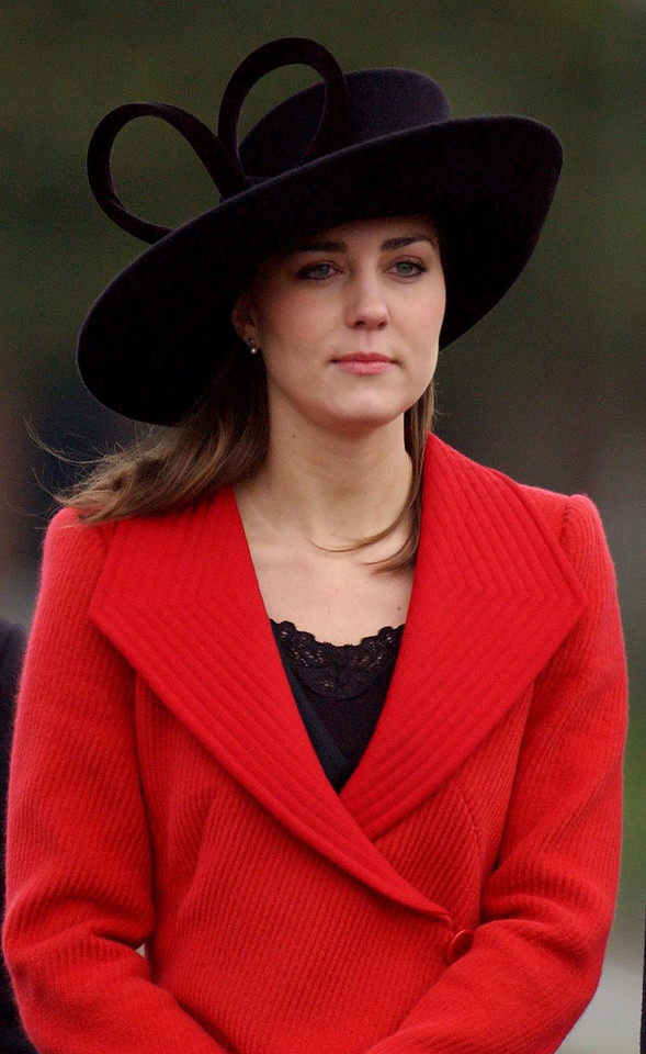 Top 10 nakryć głowy Kate Middleton
