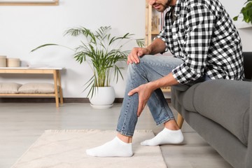 Férjem vádlija 2 hete nagyon fáj, alig bír menni, mit tegyünk? Az orvos válaszol