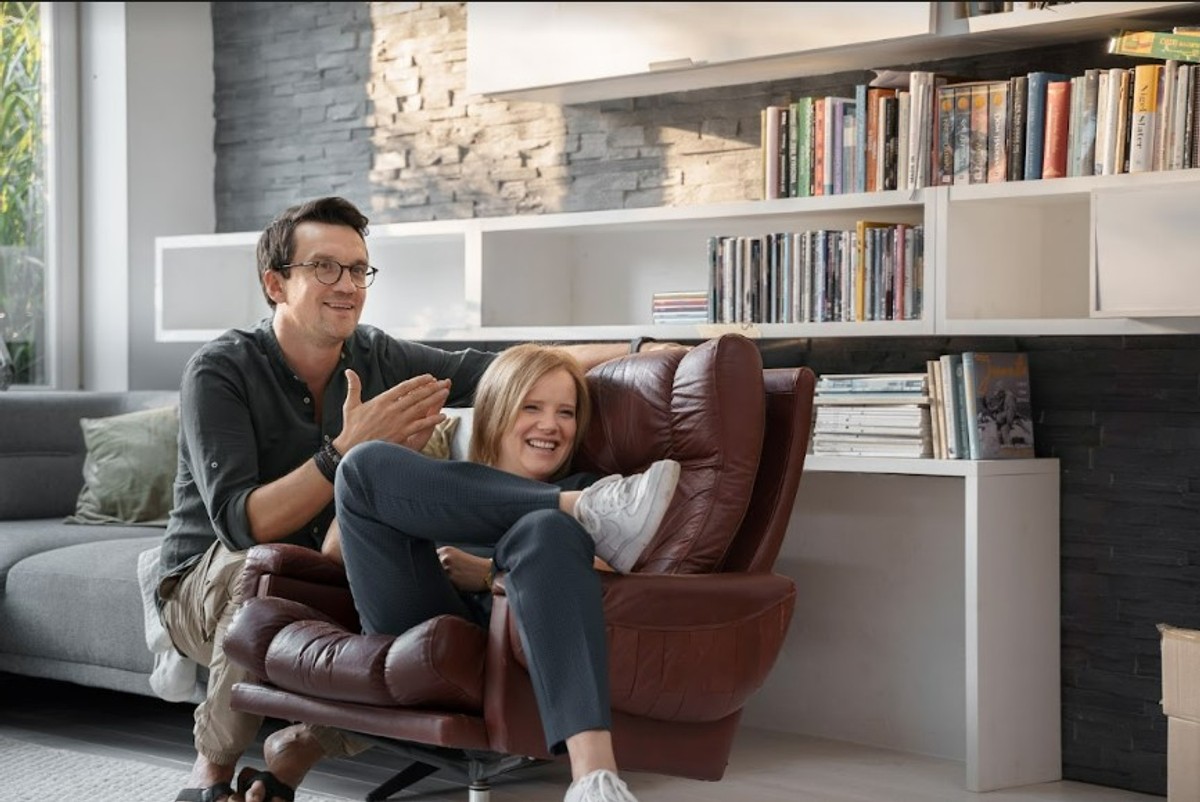 Joanna Kulig i Michał Czernecki w filmie "Każdy wie lepiej"