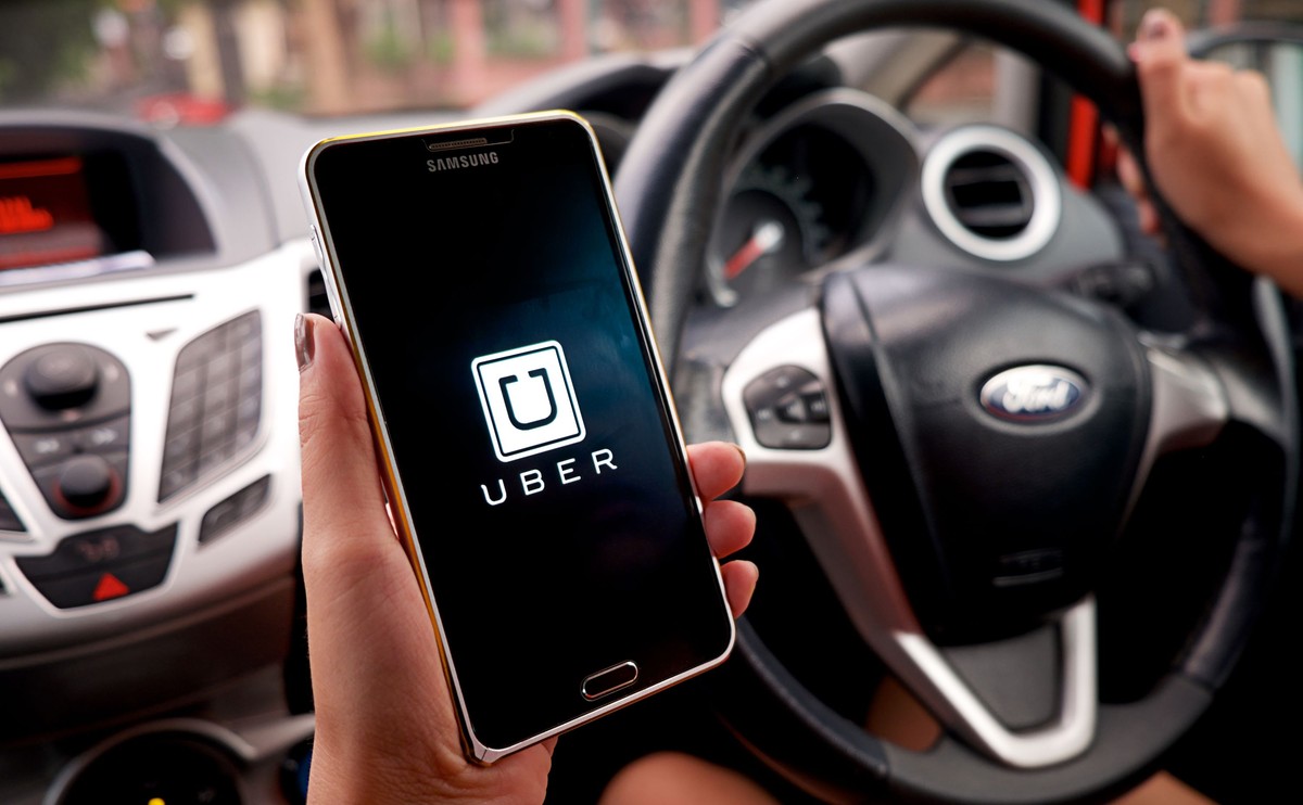 Wielki najazd na Ubera. Na kierowców posypią się mandaty od skarbówki