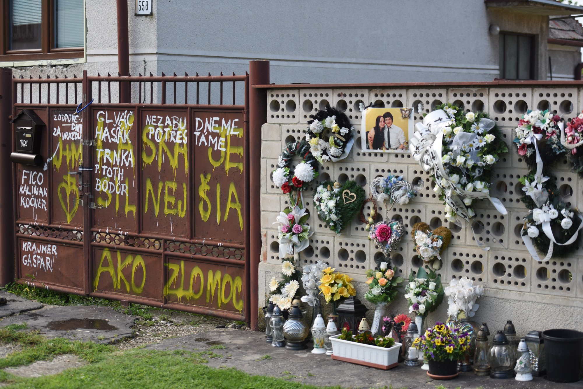 Rodinný dom na Brezovej ulici vo Veľkej Mači, v ktorom žili Ján Kuciak a Martina Kušnírová.