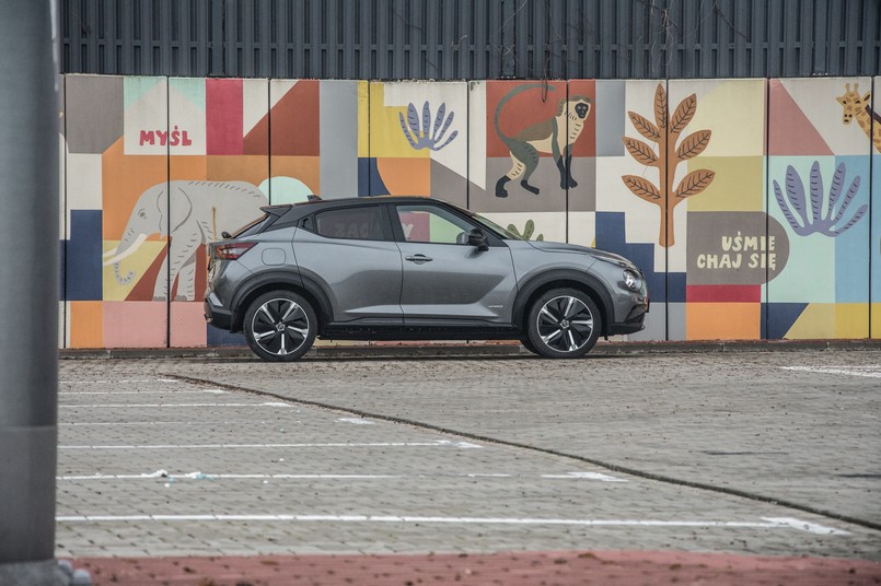 test nissan juke hybrid