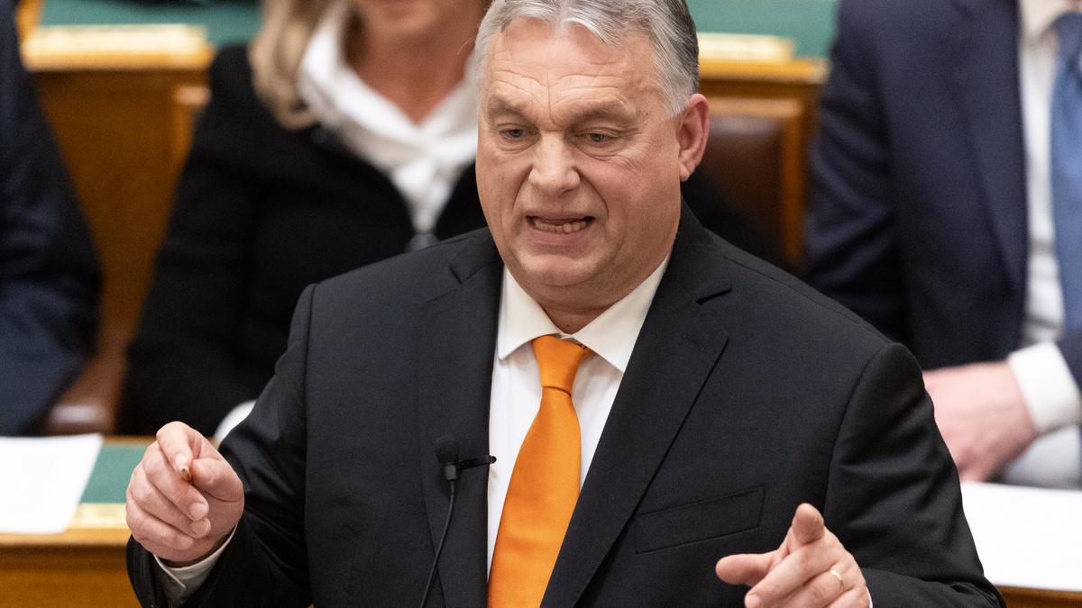 Orbán Viktor közölte, Brüsszel a tűzzel játszik