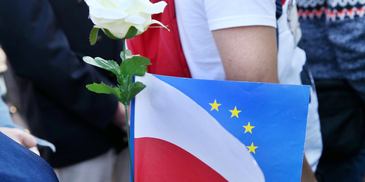 Polski rząd szykuje przepisy i pieniądze na twardy brexit