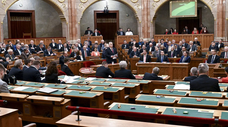 Sok dologról döntöttek a Parlamentben/Fotó: MTI/Koszticsák Szilárd