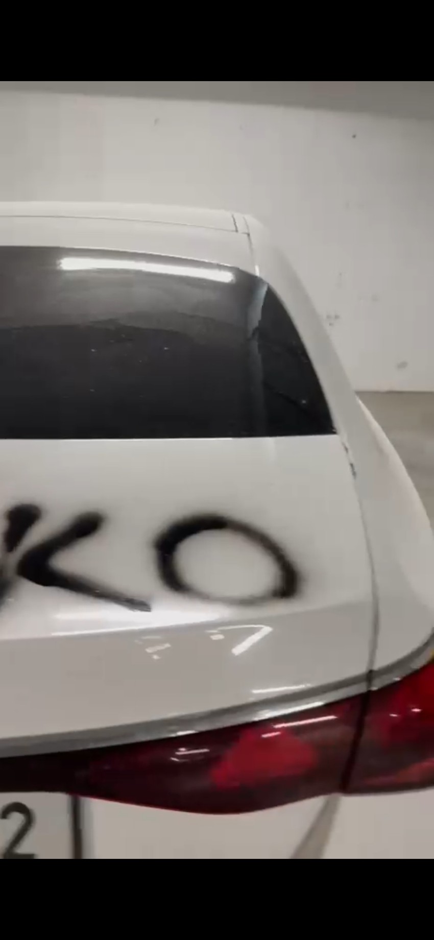 Demoliran auto u Beogradu