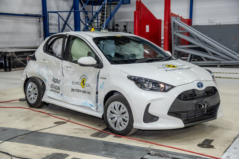 Test zderzeniowy nowej Toyoty Yaris