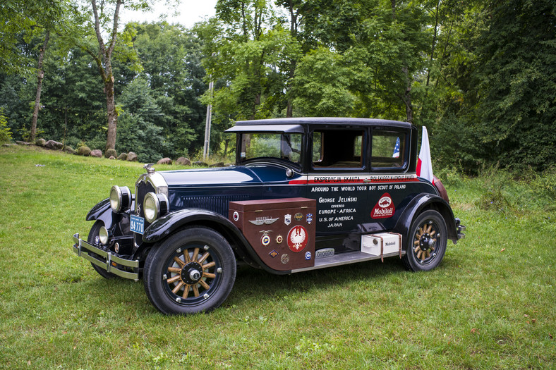 Odrestaurowany Buick Jelińskiego