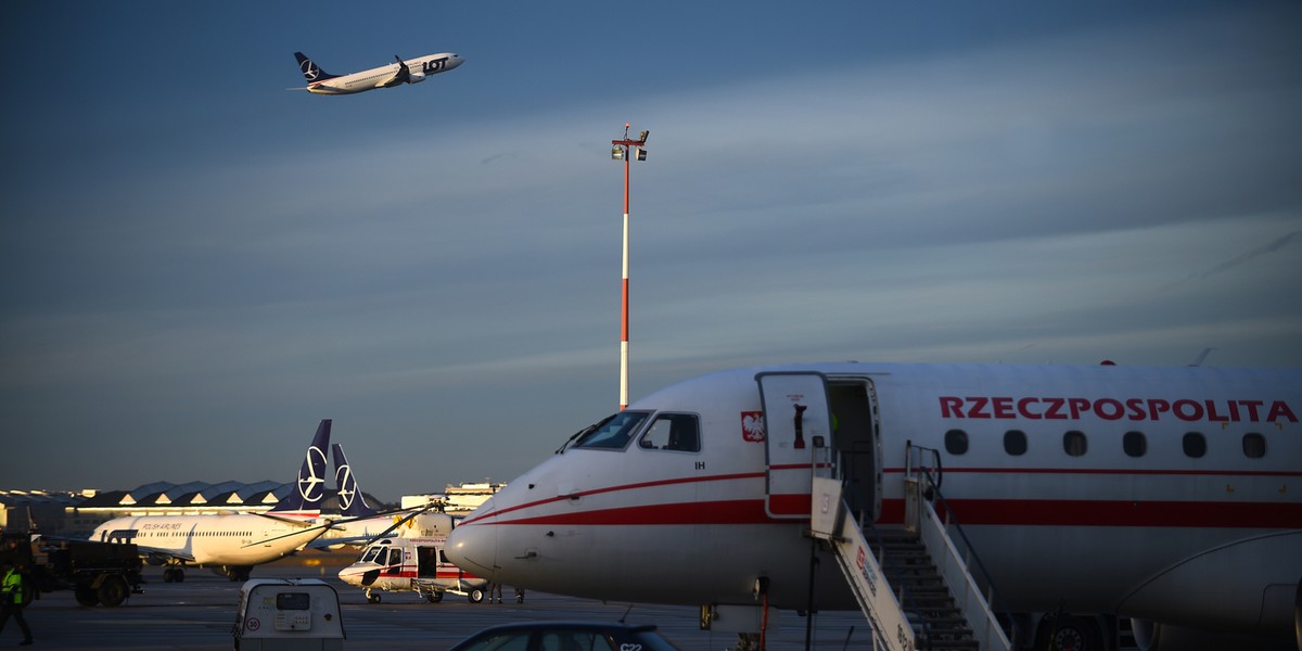 Samoloty czekają w gotowości na decyzję