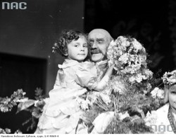 Rocznica śmierci legendarnego aktora. Zagrał tysiąc ról, karierę zaczynał niedługo po powstaniu styczniowym