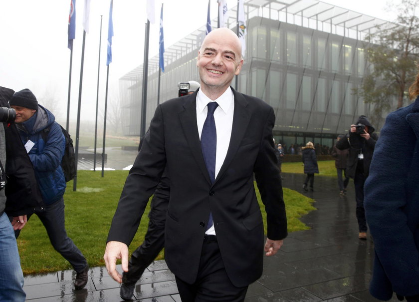 Pierwszy dzień pracy Gianniego Infantino jako prezydenta FIFA