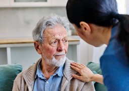 nie będzie szumnie zapowiadanego wsparcia dla seniorów. w zamian rząd