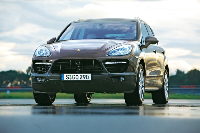 Porsche Cayenne: Większy, ale smuklejszy