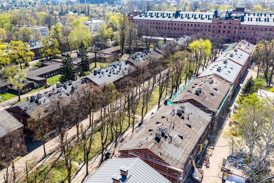 Łódź - dokumenty znalezione na poddaszu jednej z famuł Księżego Młyna 