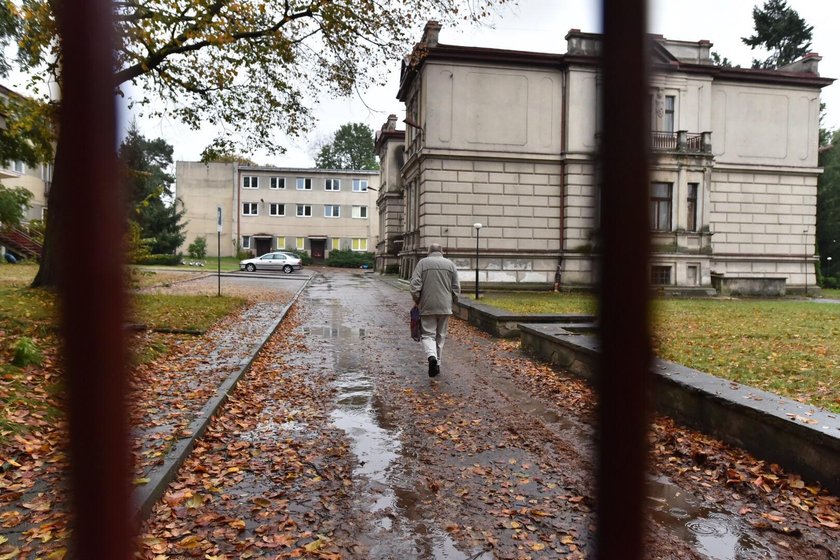 Dom Schronienia i Samotnej Matki nosił  imię błogosławionej Matki Teresy z Kalkuty