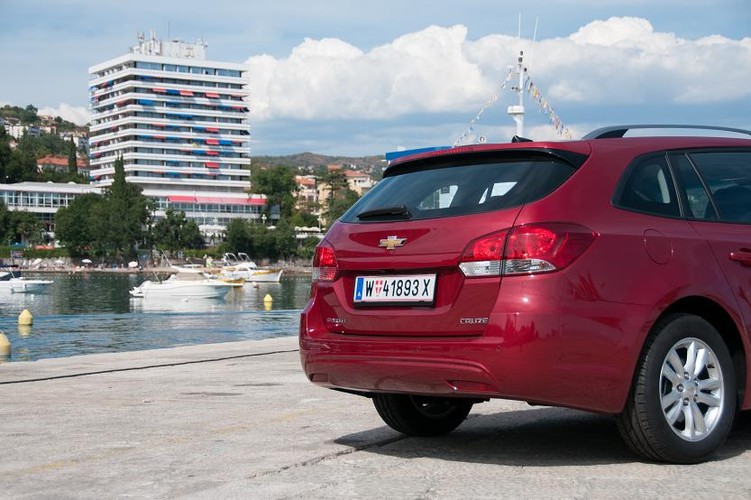 Chevrolet cruze kombi