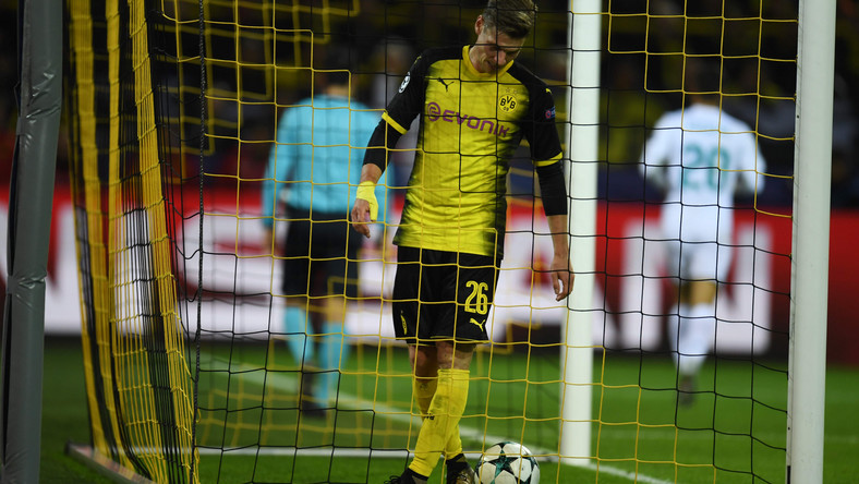 Łukasz Piszczek, który w październikowym meczu reprezentacji Polski z Czarnogórą (4:2) doznał urazu więzadeł pobocznych w prawym kolanie, w środę wznowił treningi z piłką – poinformował piłkarz Borussii Dortmund w mediach społecznościowych.