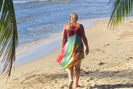 "Kad ste RUŽNA ŽENA kao ja, život vam neće dati MNOGO ŠANSI": Imala sam 11 godina kad me je tetka pogledala i rekla - "Majčinu lepotu nisi nasledila, nadam se da imaš bar karakter"