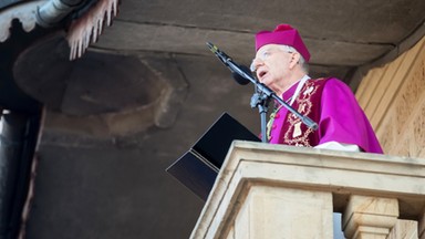 Abp Jędraszewski: jeśli ktoś przyznaje się do Chrystusa, oskarża się go, że należy do "Ciemnogrodu"