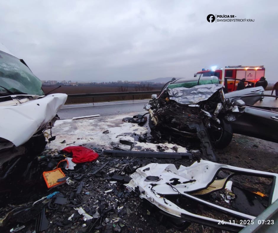 Pri zrážke pri Tornali zomrela jedna osoba. 