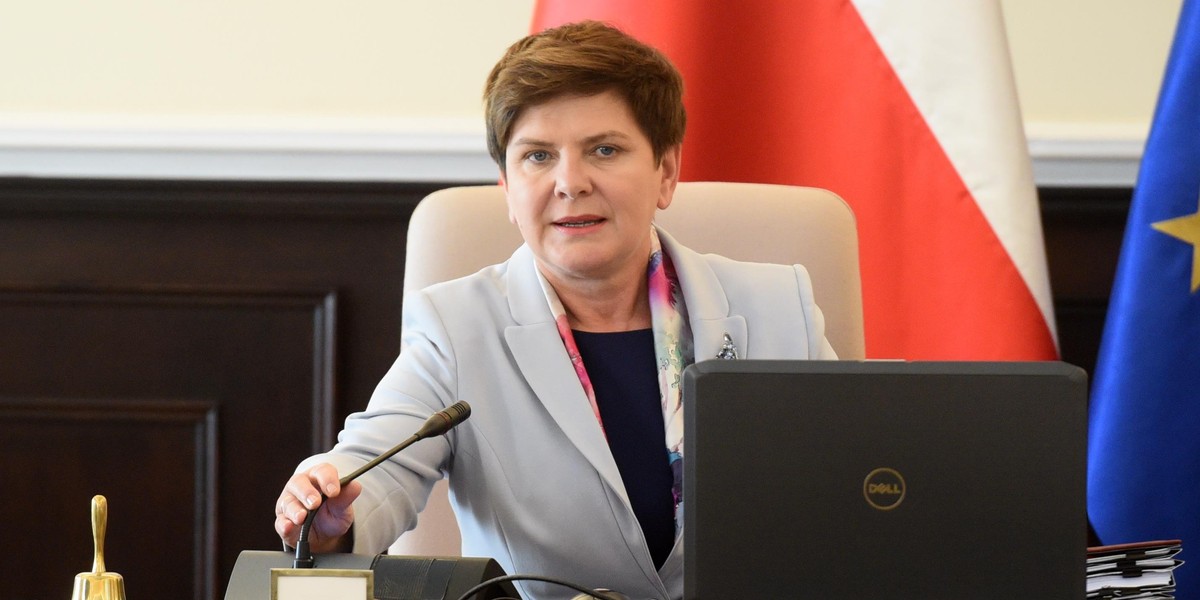 Dymisje w rządzie Szydło