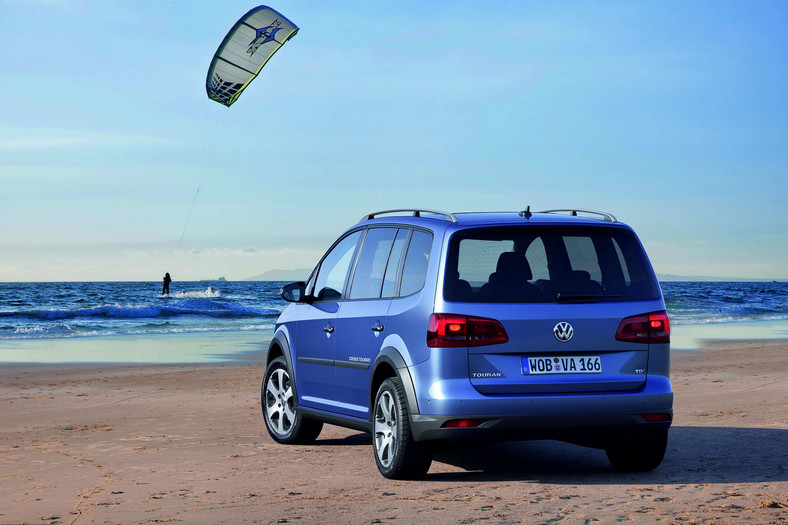 Volkswagen CrossTouran: Rodzinny SUV