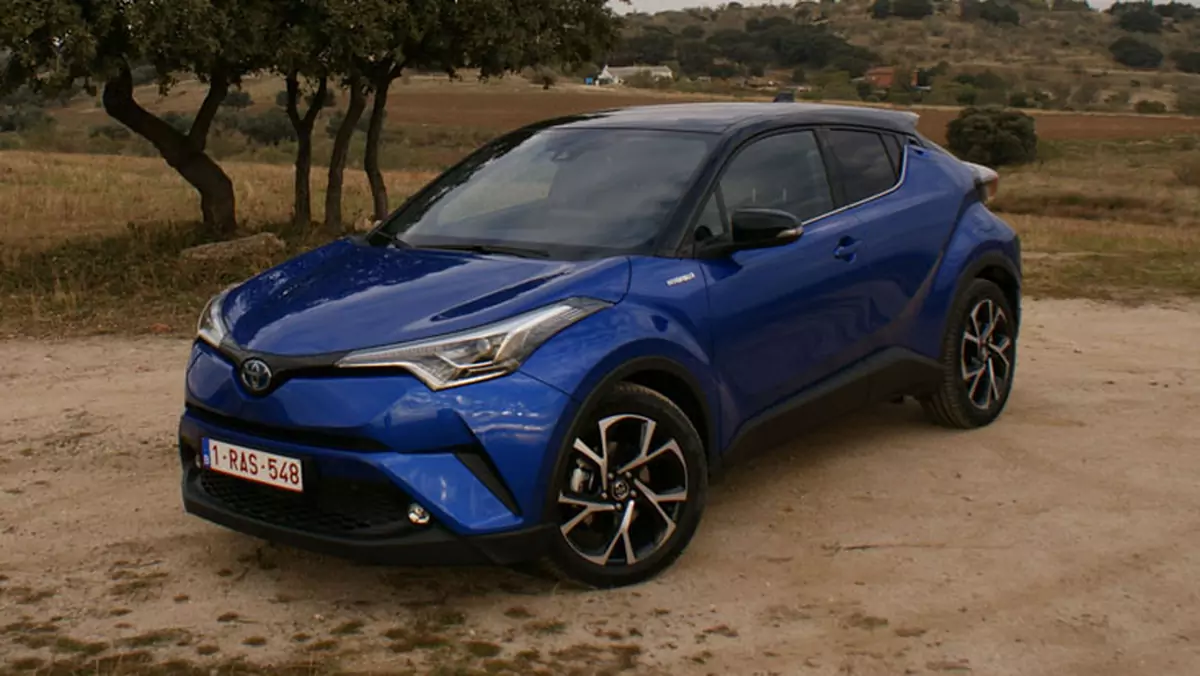 Toyota C-HR - hybrydowy SUV w rozsądnej cenie