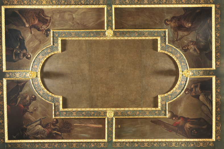 Strop ramowy z obrazami Tomasza Dolabelli z przedstawieniami: "Roztropności i nieokreślonej cnoty", "Trzeźwości i Pokoju", "Fortuny i Czujności" oraz "Przyjaźni i Cierpliwości" (ok. 1600)